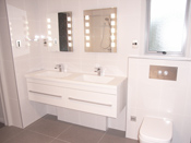 Dundas Road, Riverside